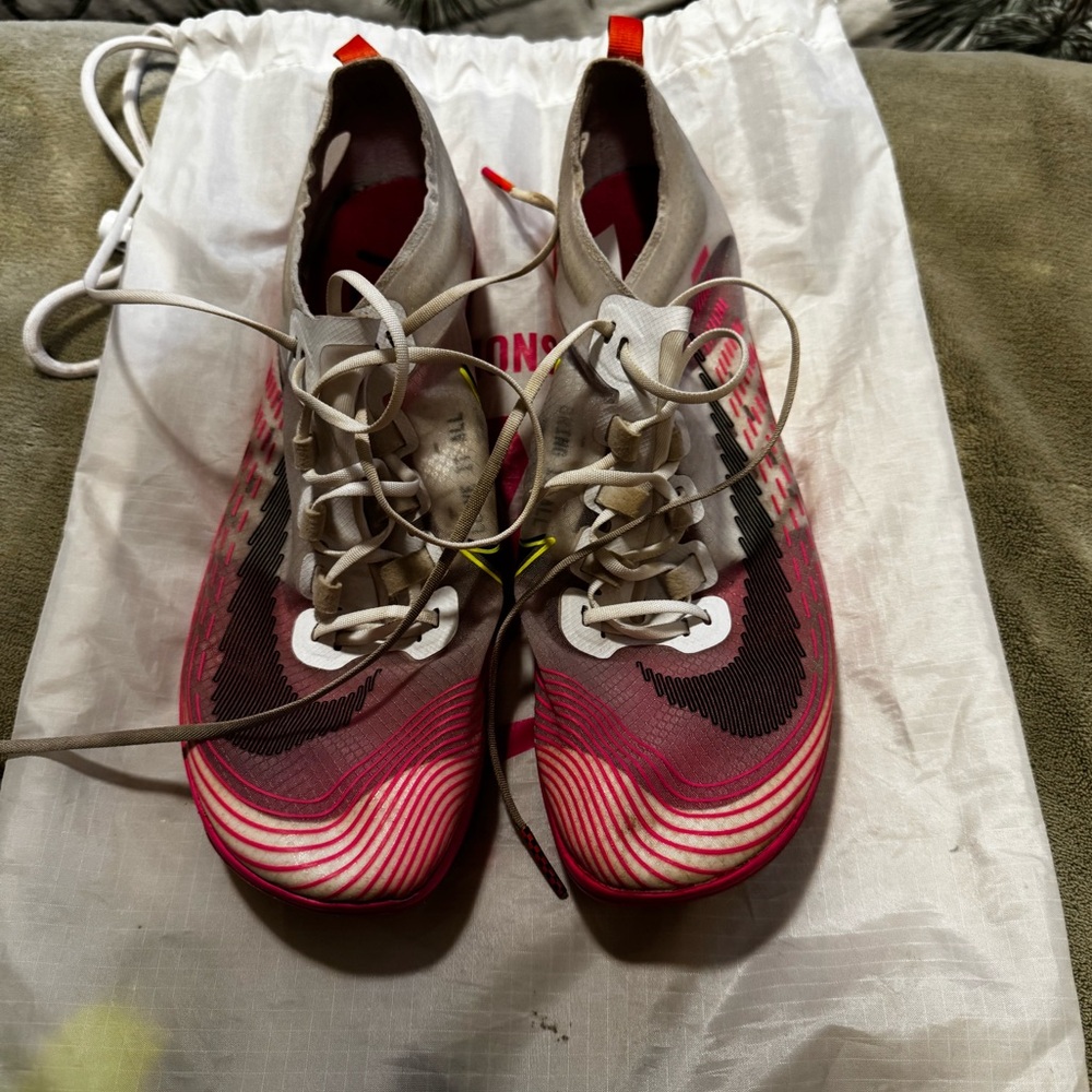 Nike Women's zoom victory XC 5 - Pink and White